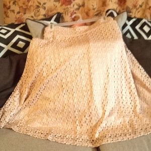 Skirt with no flaws, swing at bottom.